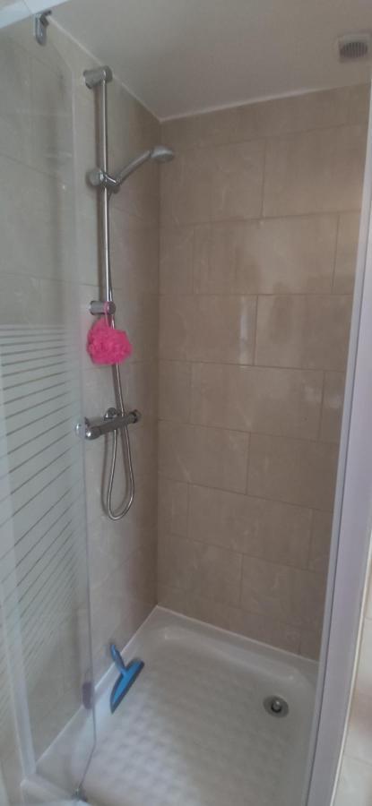 Petit Logement Sur Jardin Apartment Saint-Herblain Ngoại thất bức ảnh