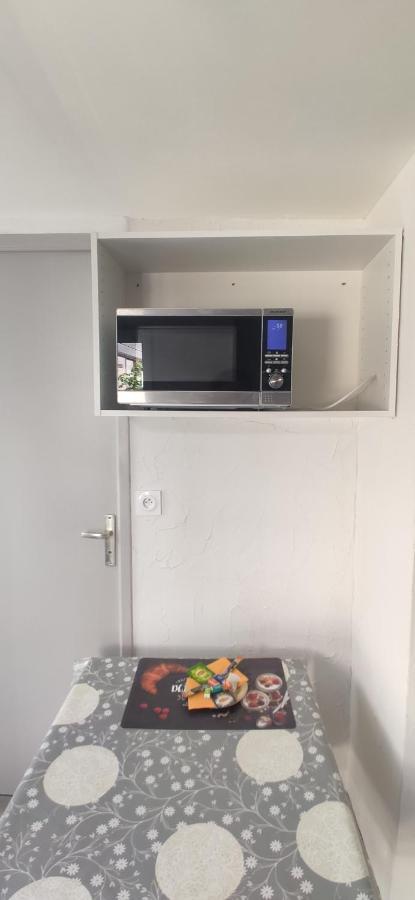 Petit Logement Sur Jardin Apartment Saint-Herblain Ngoại thất bức ảnh
